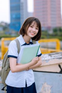 女子学生が医療脱毛を全身受ける際の目安は？