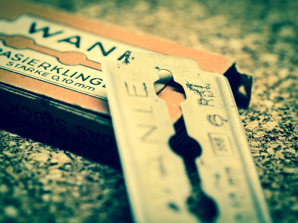 学生が医療脱毛やシェービングにかかる代はどれくらい？