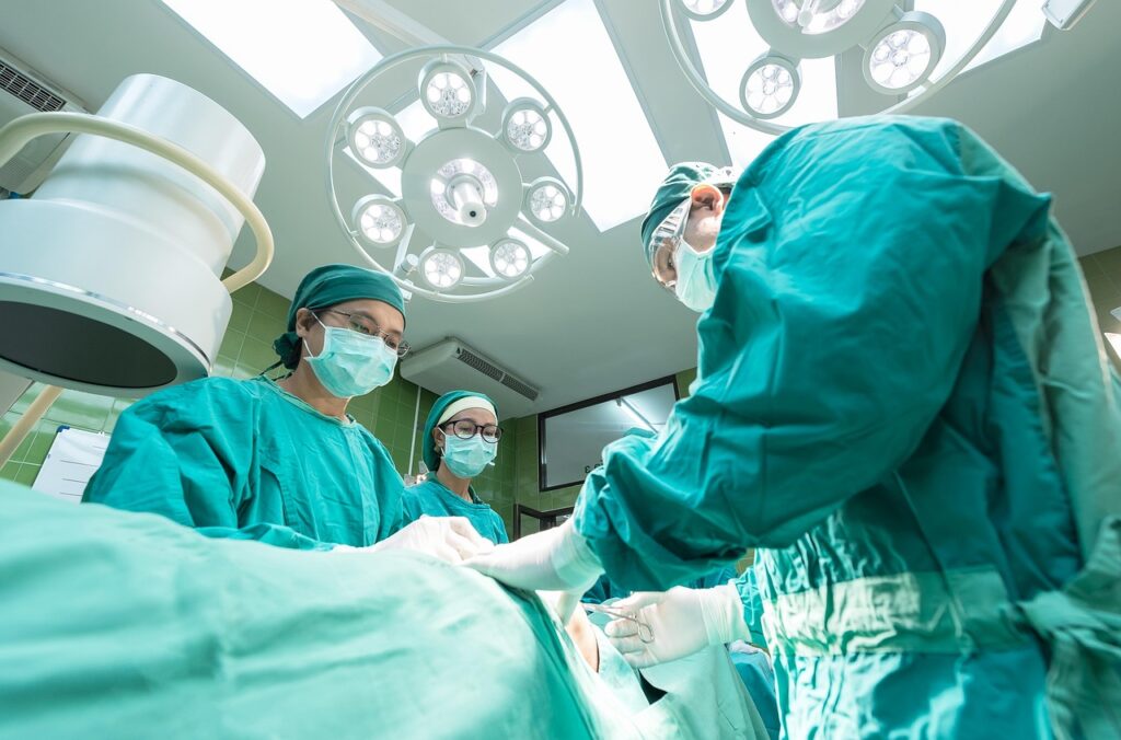 医療脱毛は学生にとって本当に効果的？口コミや体験談からわかる真実とは？